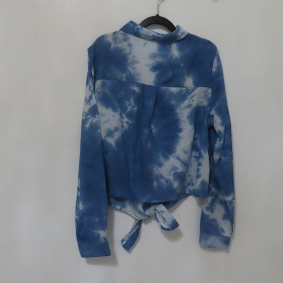 Rhythm Blue Tie Dye Shirt and Skirt Set in excellent condition - Picture 2 of 4